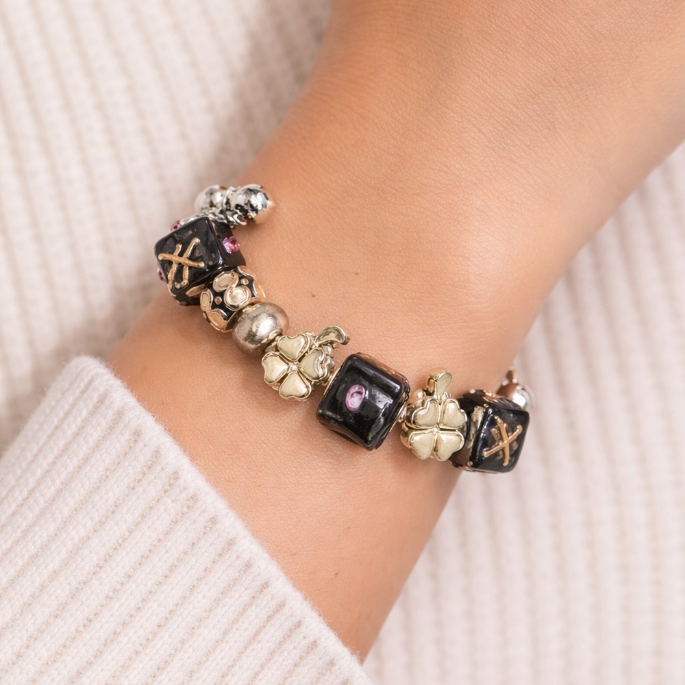 Elegant Charm silver toned Bracelet with glass beads